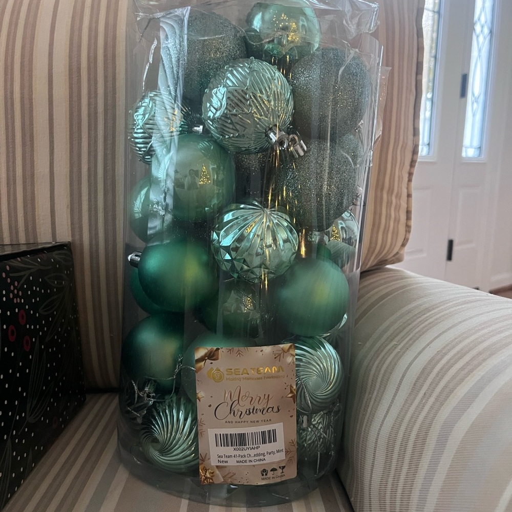 Mint Green Christmas Ornament Set